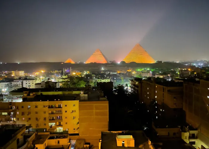 Jumeirah Pyramids View Inn
