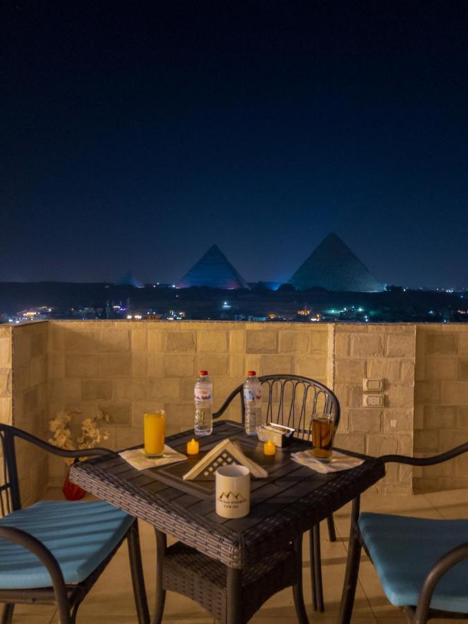 Jumeirah Pyramids View Kafret el-Gabal